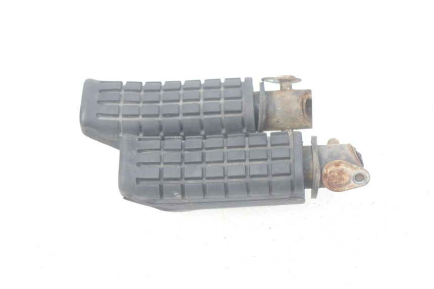 photo de PAIR REAR FOOTRESTS HONDA CBR R 125 (2003 - 2006) - Main view