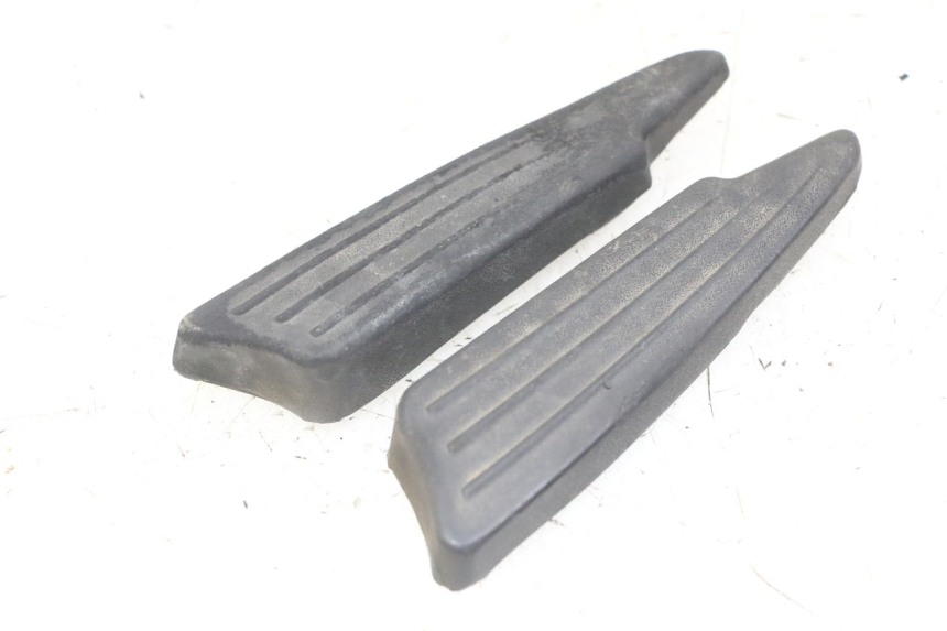 photo de PAIR OF REAR FOOTRESTS PEUGEOT CITYSTAR 50 (2013 - 2017) - Main view