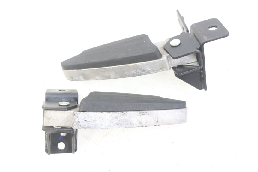 photo de PAIR REAR FOOTRESTS PEUGEOT CITYSTAR IE 2T 50 (2018 - 2021) - Main view