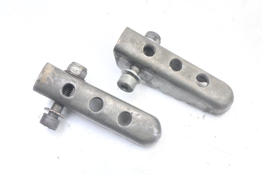 photo de PAIR REAR FOOTRESTS DERBI SENDA SM DRD X-TREME 50 (2011 - 2017) - Alternative perspective