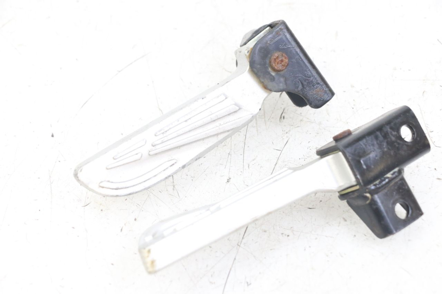 photo de PAIR OF REAR FOOTRESTS SYM FIDDLE 3 III 125 (2014 - 2020) - Main view