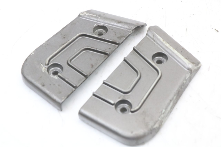 photo de PAIR OF REAR FOOTRESTS TNT MOTOR GRIDO 2T 50 (2010 - 2019) - Alternative perspective