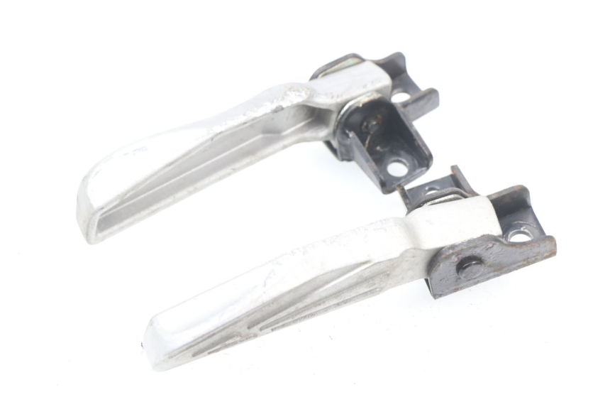 photo de PAIR REAR FOOTRESTS SYM JET 4 50 (2010 - 2014) - Alternative perspective