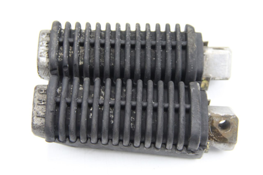 photo de PAIR REAR FOOTRESTS BMW K100 1000 (1982 - 1990) - Component detail