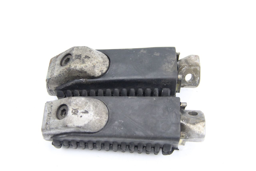 photo de PAIR REAR FOOTRESTS BMW K100 1000 (1982 - 1990) - Technical close-up