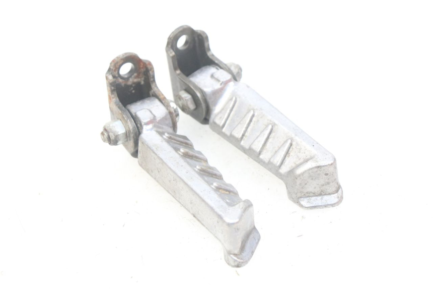 photo de PAIR OF REAR FOOTRESTS PEUGEOT LUDIX BLASTER 50 (2006 - 2014) - Component detail