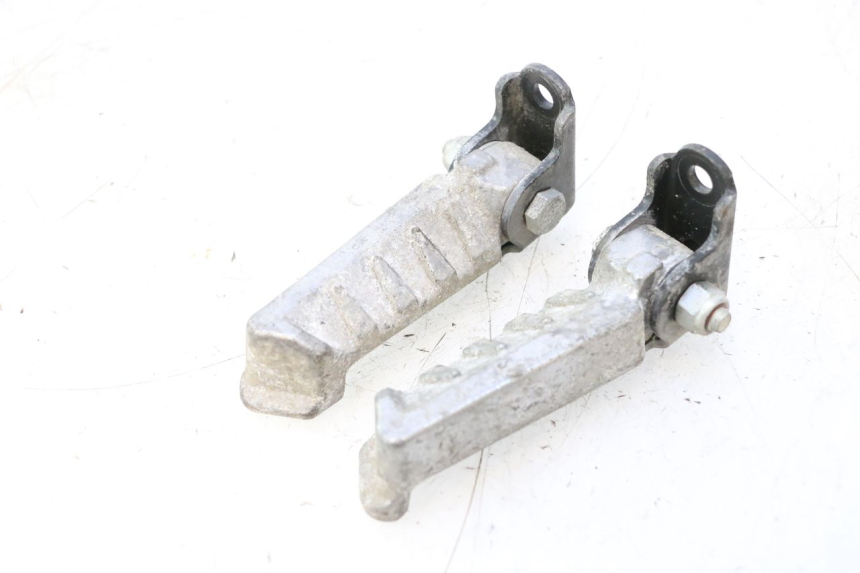 photo de PAIR REAR FOOTRESTS PEUGEOT LUDIX ONE 50 (2004 - 2013) - Main view