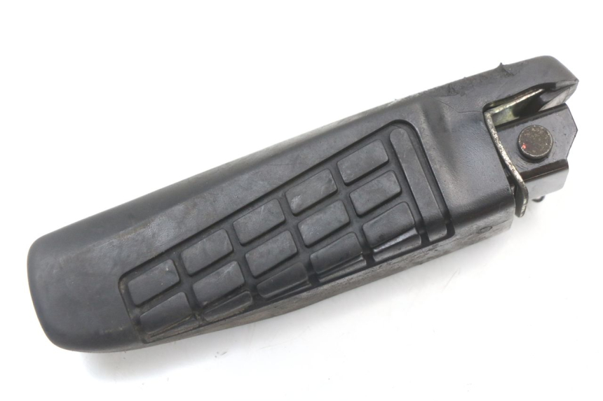 photo de PAIR REAR FOOTRESTS MBK MW TRYPTIK 125 (2014 - 2016) - Fixing points details