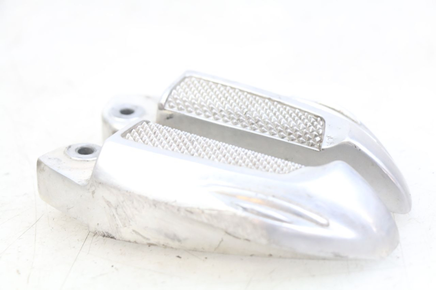 photo de PAIR OF REAR FOOTRESTS HONDA NHX LEAD 110 (2008 - 2010) - Technical close-up