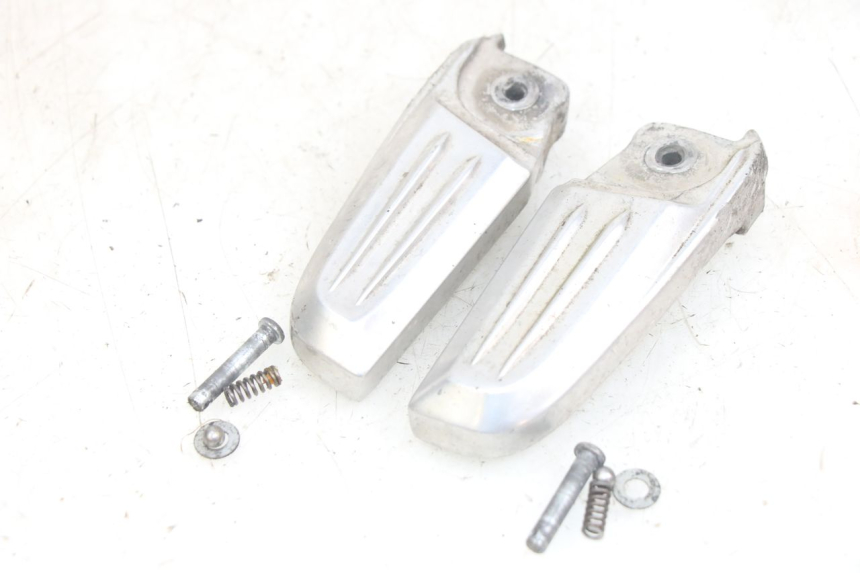 photo de PAIR OF REAR FOOTRESTS HONDA PCX (JF28) 125 (2009 - 2011) - Main view
