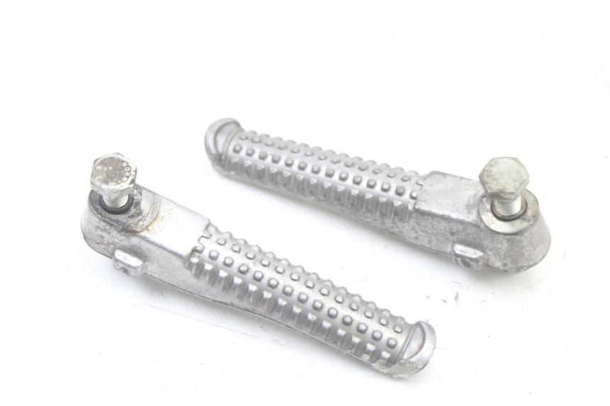 photo de PAIR REAR FOOTRESTS PEUGEOT TREKKER TKR 50 (2005 - 2014) - Component detail