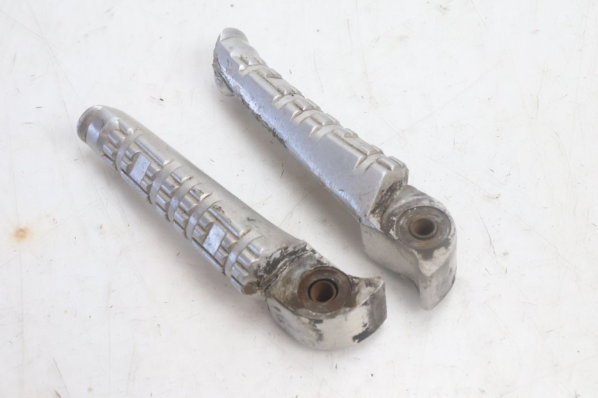 photo de PAIR REAR FOOTRESTS MZ RT 125 (2000 - 2008) - Product overview