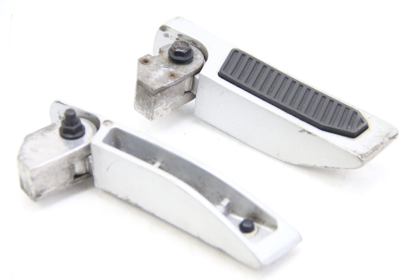 photo de PAIR OF REAR FOOTRESTS LVNENG S5 1 (2019 - 2023) - Alternative perspective