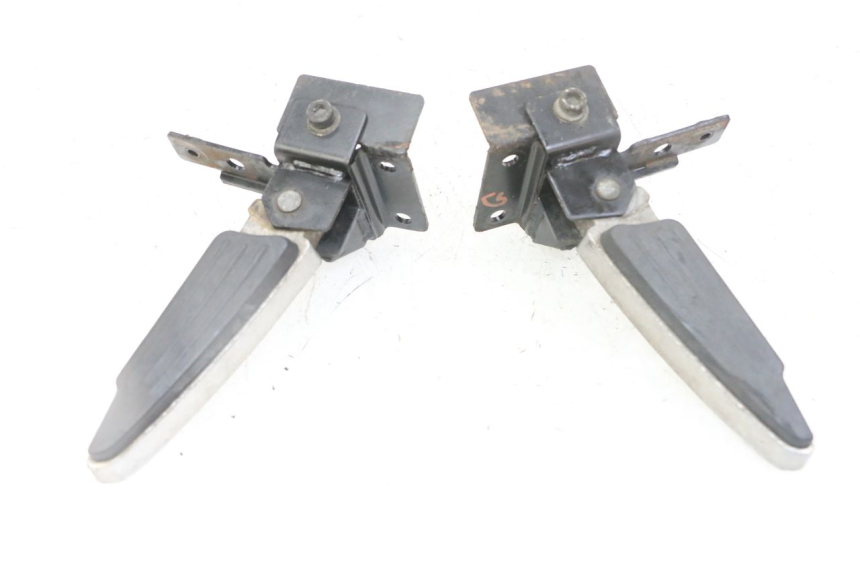 photo de PAIR REAR FOOTRESTS PEUGEOT SATELIS 125 (2013 - 2018) - Main view