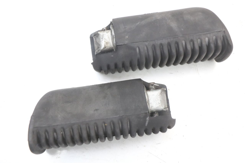 photo de PAIR REAR FOOTRESTS APRILIA SCARABEO GT 125 (1999 - 2007) - Component detail