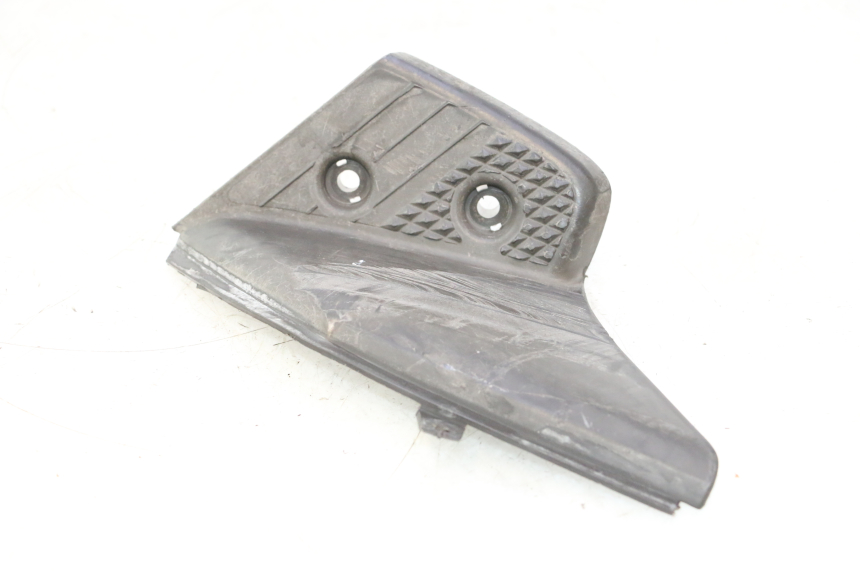 photo de PAIR REAR FOOTRESTS YAMAHA SLIDER 50 (1999 - 2004) - Additional view of the item