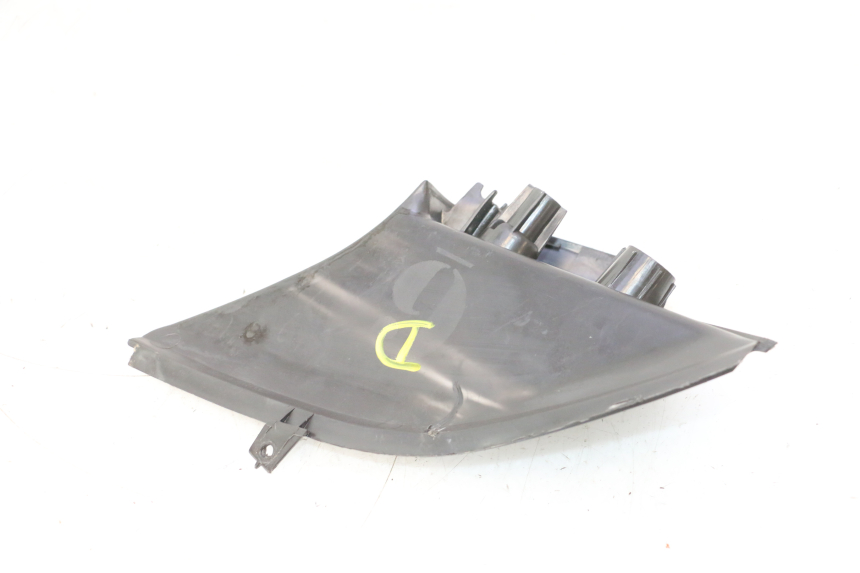 photo de PAIR REAR FOOTRESTS YAMAHA SLIDER 50 (1999 - 2004) - Markings and original references