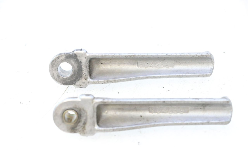 photo de PAIR OF REAR FOOTRESTS PEUGEOT SPEEDFIGHT LC 50 (1996 - 2002) - Component detail