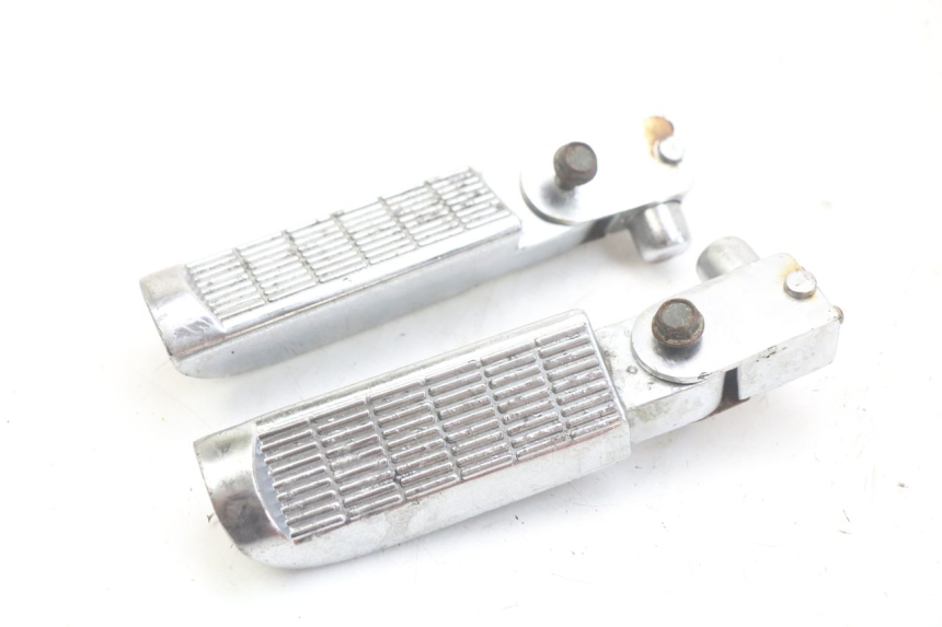 photo de PAIR REAR FOOTRESTS RAZZO STEED 125 (2012 - 2018) - Main view