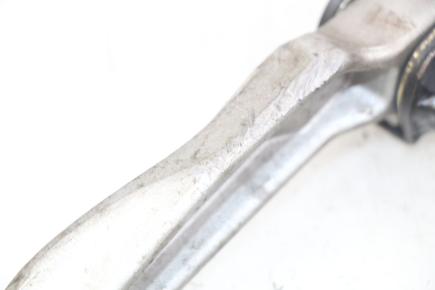 photo de PAIR OF REAR FOOTRESTS SYM SYMPHONY 125 (2009 - 2015) - Zoom on usage condition