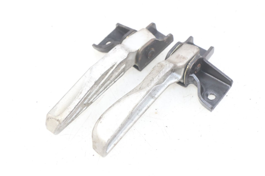 photo de PAIR OF REAR FOOTRESTS SYM SYMPHONY 125 (2009 - 2015) - Product overview