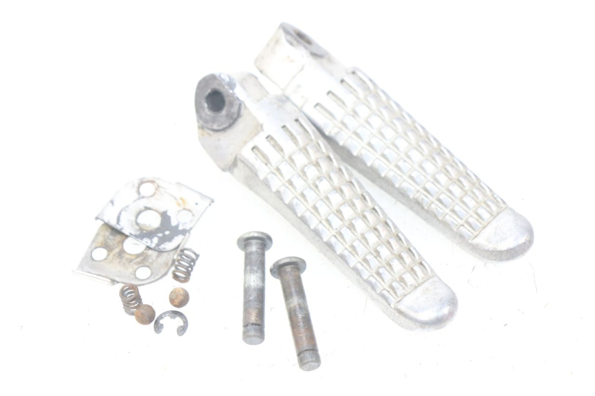 photo de PAIR OF REAR FOOTRESTS SUZUKI TLS TL S 1000 (1997 - 2001) - Main view