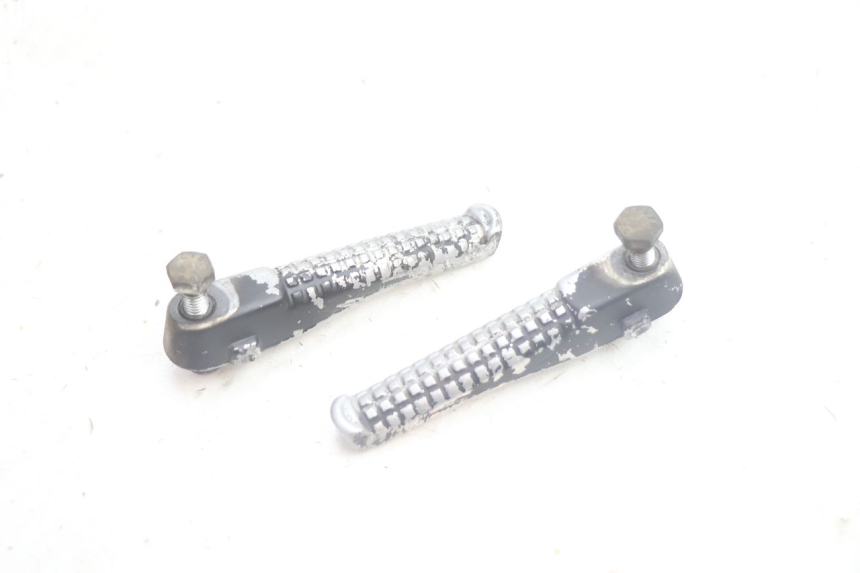 photo de PAIR OF REAR FOOTRESTS PEUGEOT TREKKER 50 (1995 - 2004) - Main view