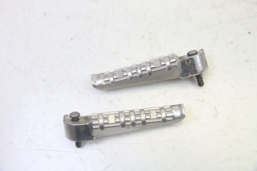 photo de PAIR OF REAR FOOTRESTS YAMAHA X-MAX XMAX 125 (2010 - 2013) - Main view