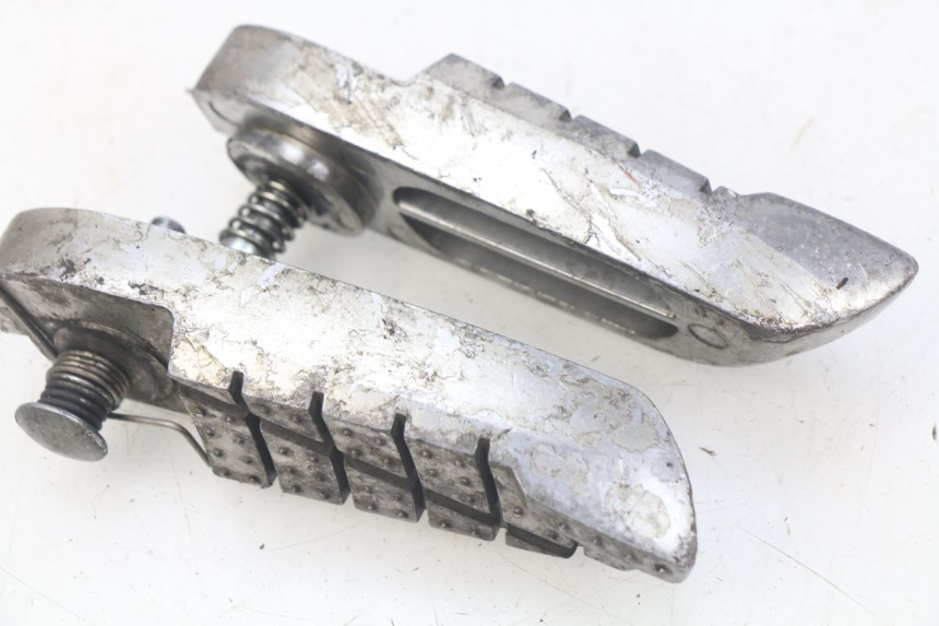 photo de PAIR OF REAR FOOTRESTS TGB X-MOTION XMOTION 125 (2008 - 2014) - Component detail