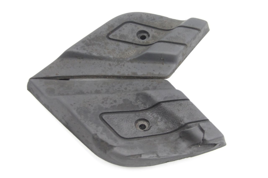 photo de PAIR OF REAR FOOTRESTS PIAGGIO X9 EVOLUTION 125 (2003 - 2007) - Zoom on usage condition