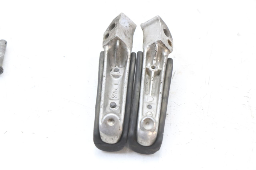 photo de PAIR REAR FOOTRESTS YAMAHA XJ600 XJ DIVERSION 600 (1992 - 1997) - Component detail