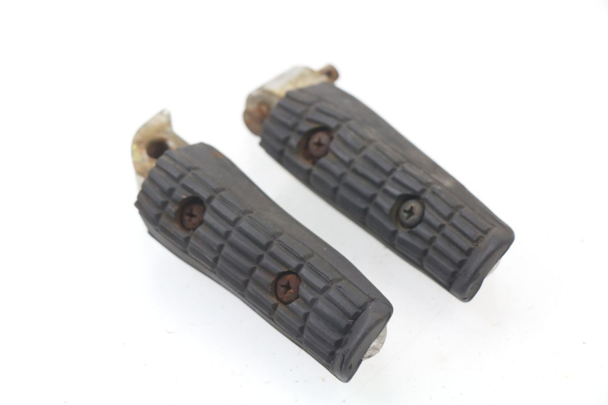 photo de PAIR REAR FOOTRESTS YAMAHA XJN XJ N DIVERSION 600 (1994 - 1997) - Alternative perspective