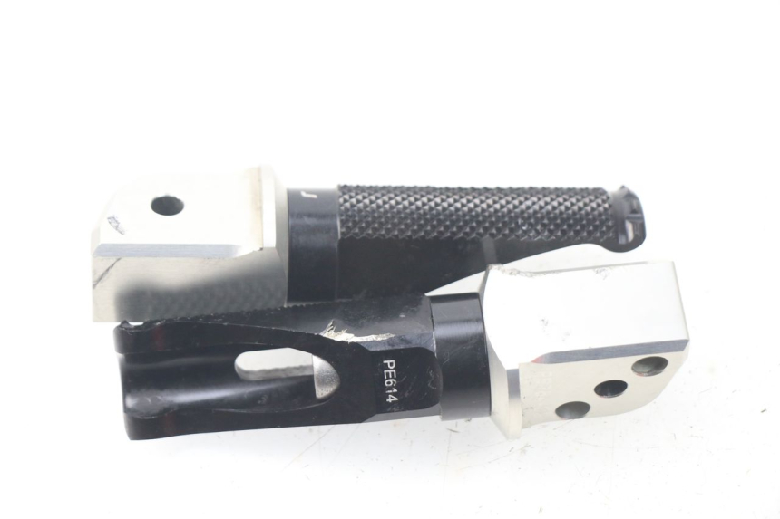 photo de PAIR REAR FOOTRESTS KAWASAKI Z Z900 900 (2017 - 2019) - Main view