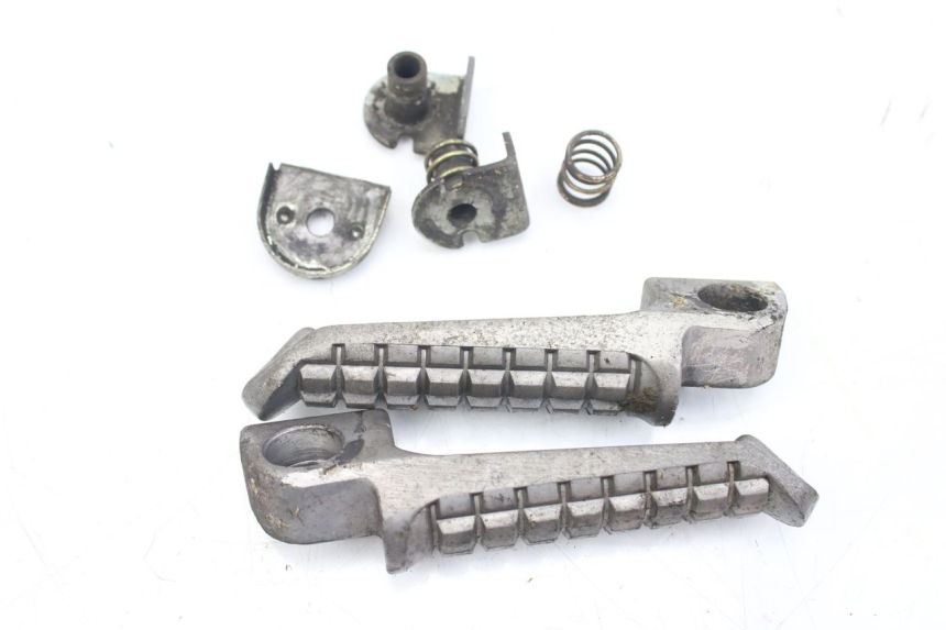 photo de PAIR OF REAR FOOTRESTS KAWASAKI ZZR 600 (1995 - 2004) - Main view