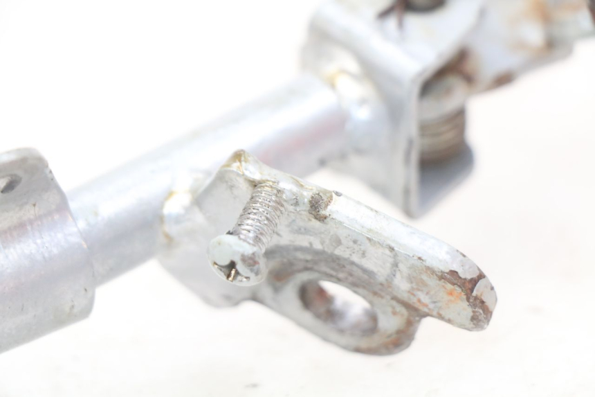 photo de PAIR OF FRONT FOOTRESTS CCR DIRT BIKE 110 - Zoom on usage condition