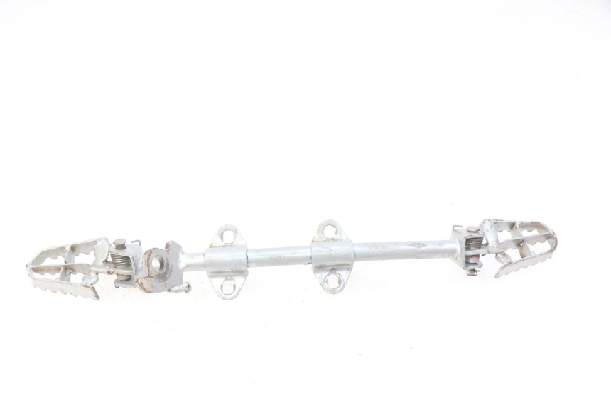 photo de PAIR OF FRONT FOOTRESTS CCR DIRT BIKE 110 - Alternative perspective