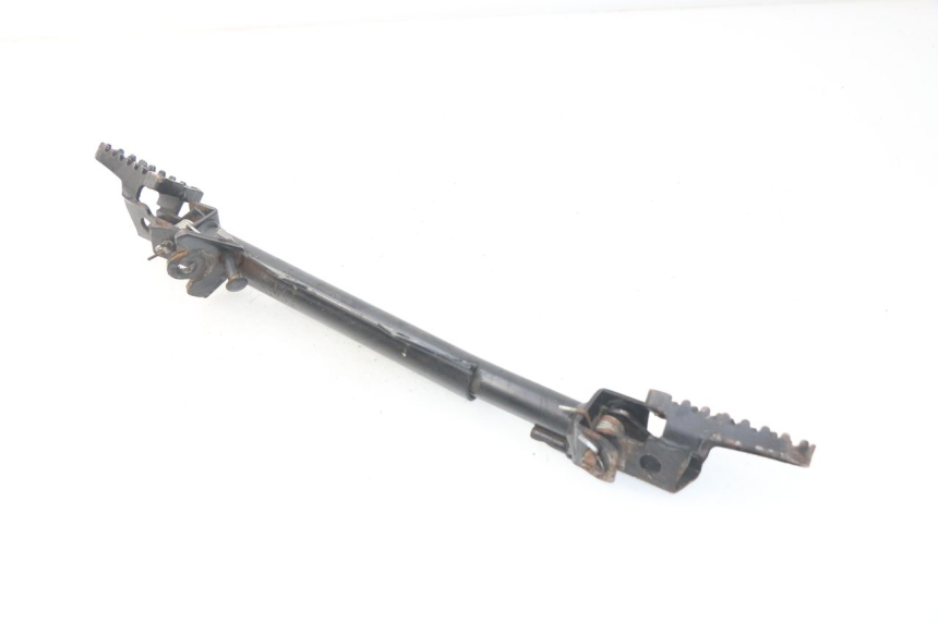 photo de PAIR FRONT FOOTREST LIFAN DIRTBIKE 50 - Technical close-up