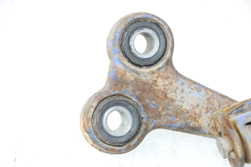 photo de PAIR FRONT FOOTREST SUZUKI DR S 600 (1985 - 1989) - Surface and material condition