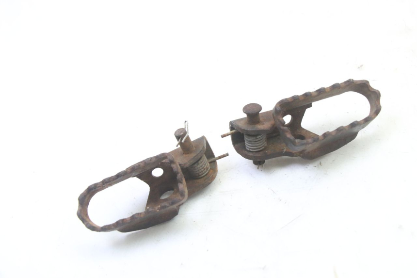 photo de PAIR FRONT FOOTREST APRILIA ETX 125 (1998 - 2002) - Main view