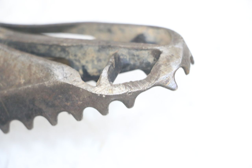 photo de PAIR FRONT FOOTREST KAWASAKI KX F KXF 450 (2009 - 2011) - Component detail