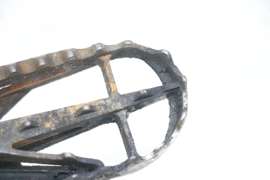 photo de PAIR FRONT FOOTREST KAWASAKI KX F KXF 450 (2009 - 2011) - Zoom on usage condition