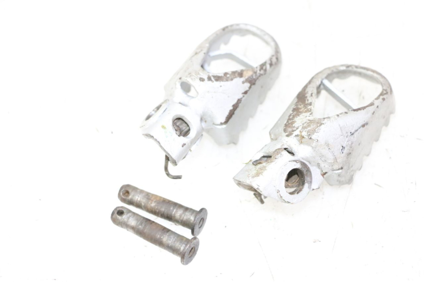 photo de PAIR FRONT FOOTREST KAWASAKI KX 65 (2000 - 2019) - Zoom on usage condition