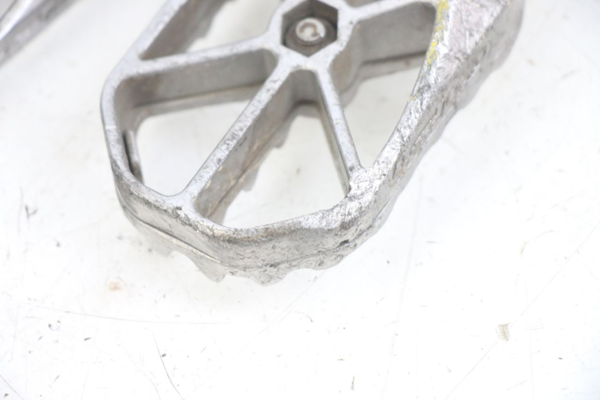 photo de PAIR OF FRONT FOOTRESTS KAWASAKI KXF KX-F 250 (2012 - 2014) - Product overview