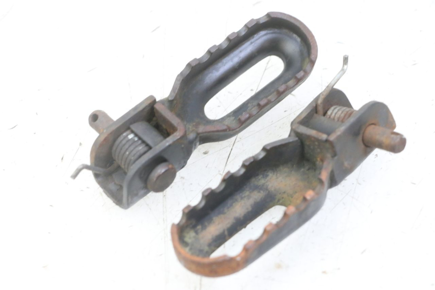 photo de PAIR FRONT FOOTREST MBK X-LIMIT XLIMIT 50 (2007 - 2012) - Main view