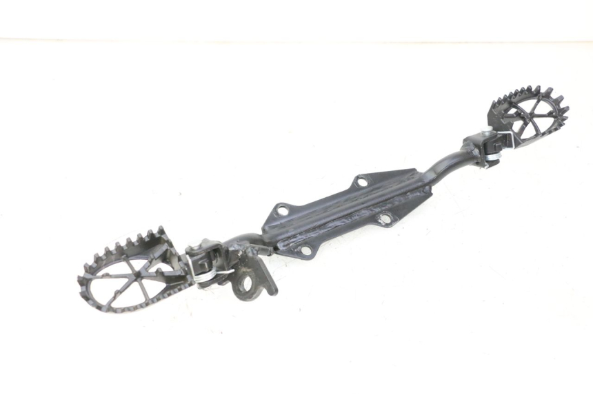 photo de PAIR OF FRONT FOOTRESTS APOLLO RFZ 125 - Main view