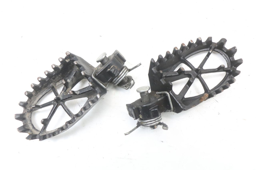 photo de PAIR FRONT FOOTREST APOLLO RFZ 140 - Main view