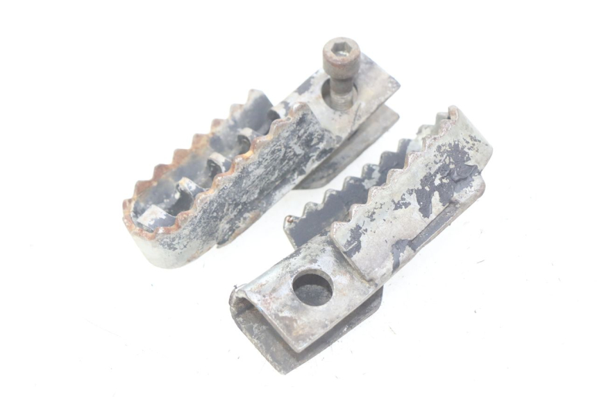 photo de PAIR OF FRONT FOOTRESTS DERBI SENDA 50 (2003 - 2005) - Main view