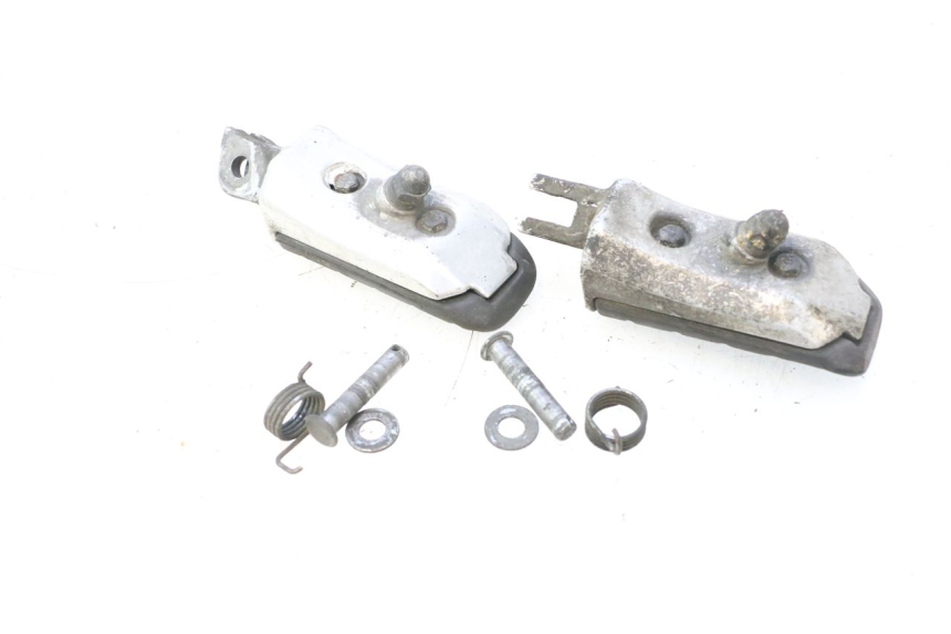 photo de PAIR FRONT FOOTREST HONDA ST PAN EUROPEAN 1100 (1990 - 2002) - Alternative perspective