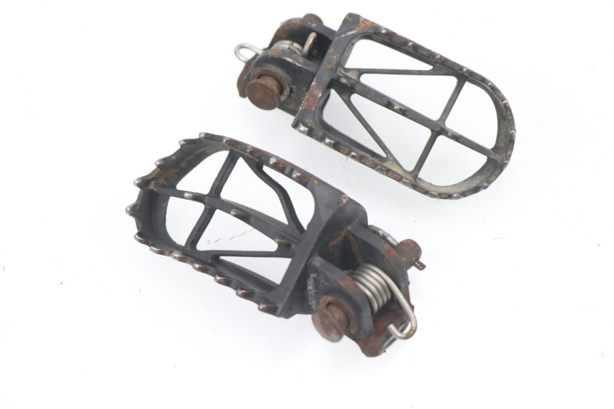 photo de PAIR FRONT FOOTREST KTM SX 65 (2009 - 2015) - Main view