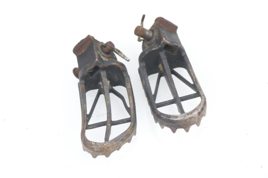photo de PAIR FRONT FOOTREST KTM SX 65 (2009 - 2015) - Technical close-up